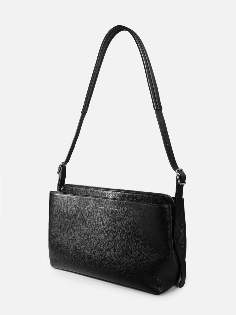 197 Envoy Crossbody