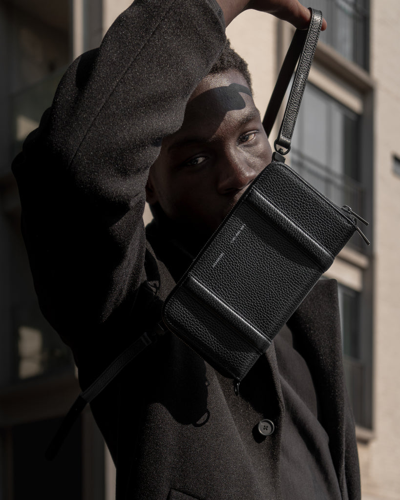 105 Essential Zip Wallet