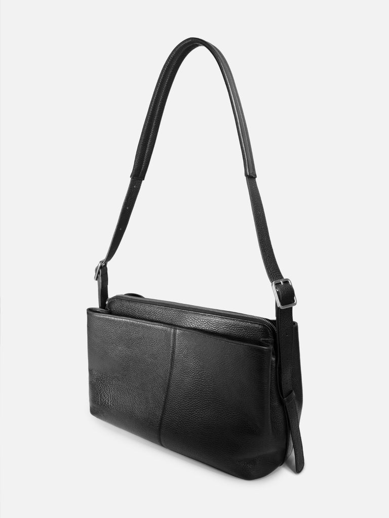 197 Envoy Crossbody
