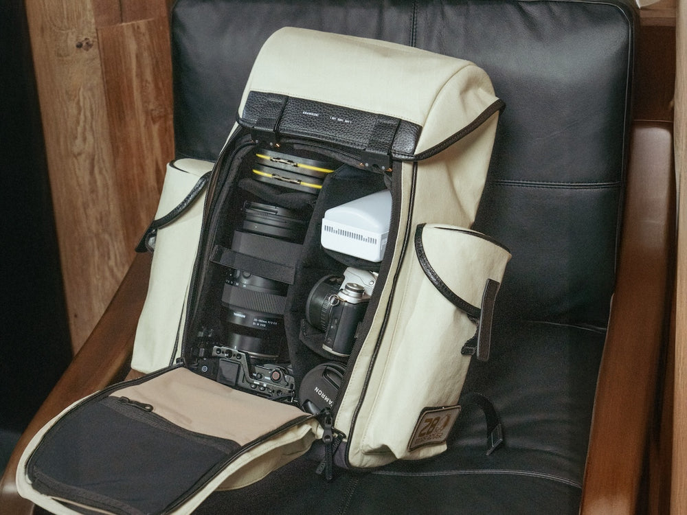 GRAMS(28) รุ่น Camera Cube Pro (Large) - กระเป๋าใส่กล้อง - สี Black