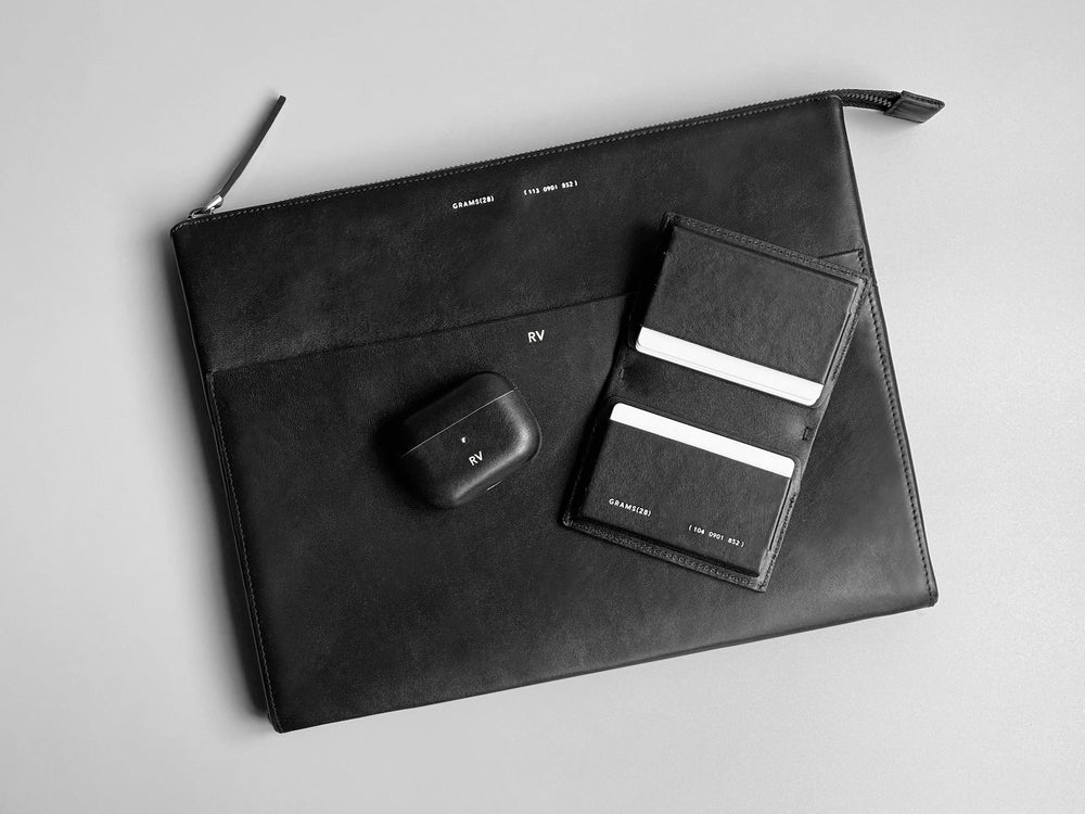 GRAMS(28) รุ่น 112 AirPods Pro Case (Pebbled Leather) - เคส AirPods Pro 2/1 - สี Navy Blue 12 GRAMS(28) รุ่น 112 AirPods Pro Case (Pebbled Leather) - เคส AirPods Pro 2/1 - สี Navy Blue