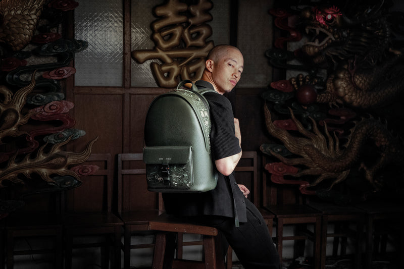 MR LEE