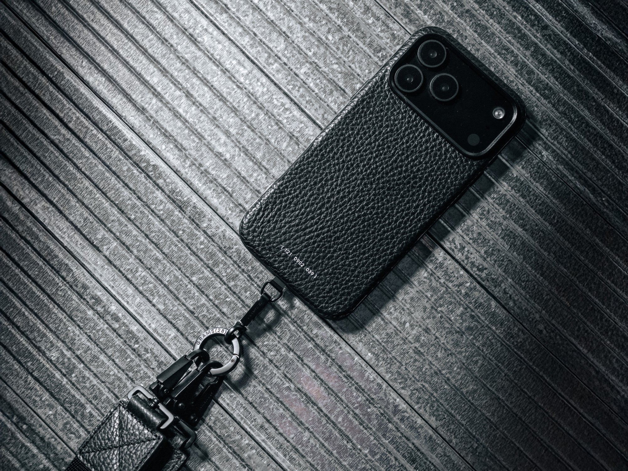 meta-color-Black Pebbled*