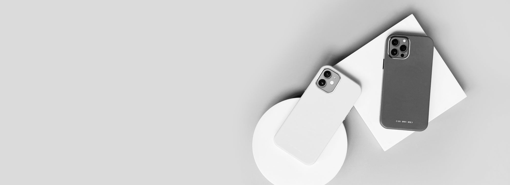 121 Étui en cuir MagSafe pour iPhone